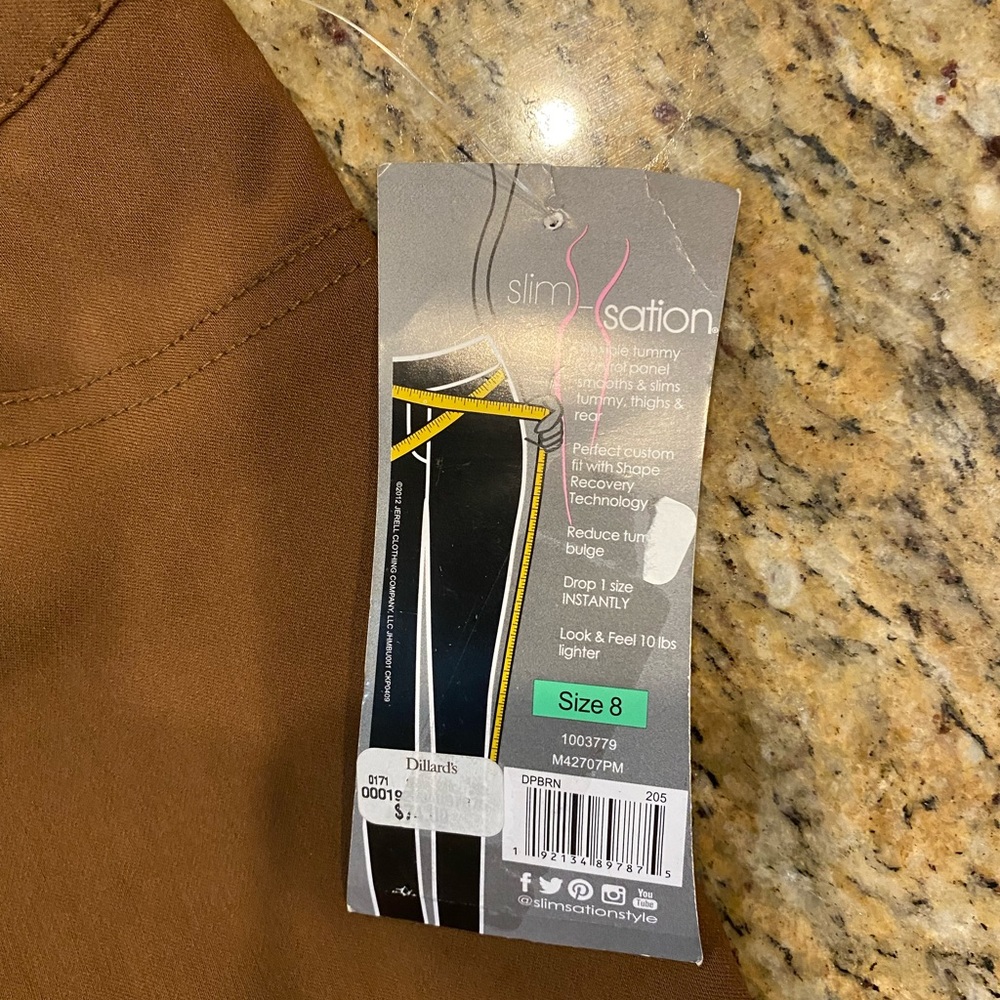 Slimsation Ankle Pants - Picture 2 of 8